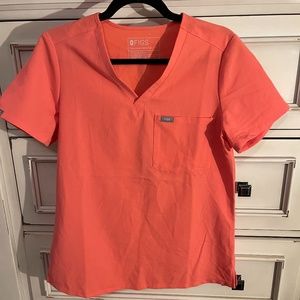 Figs Hot Coral Catarina